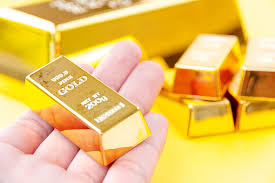 Gold bleibt nahe am 7-Jahres-Hoch, da China die Kreditzinsen senkt